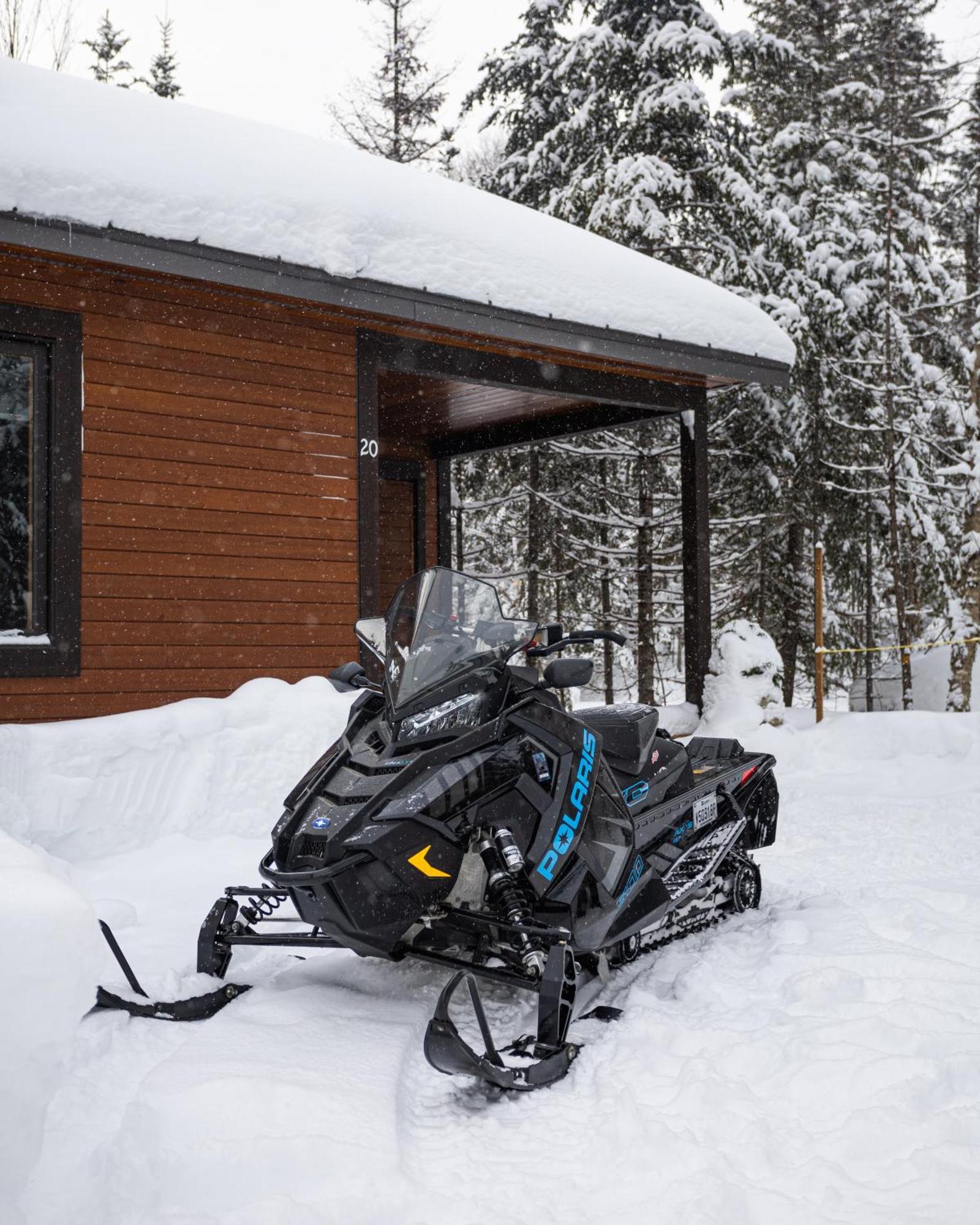 Hotel Le Grand R Saint-Donat-de-Montcalm Exterior foto